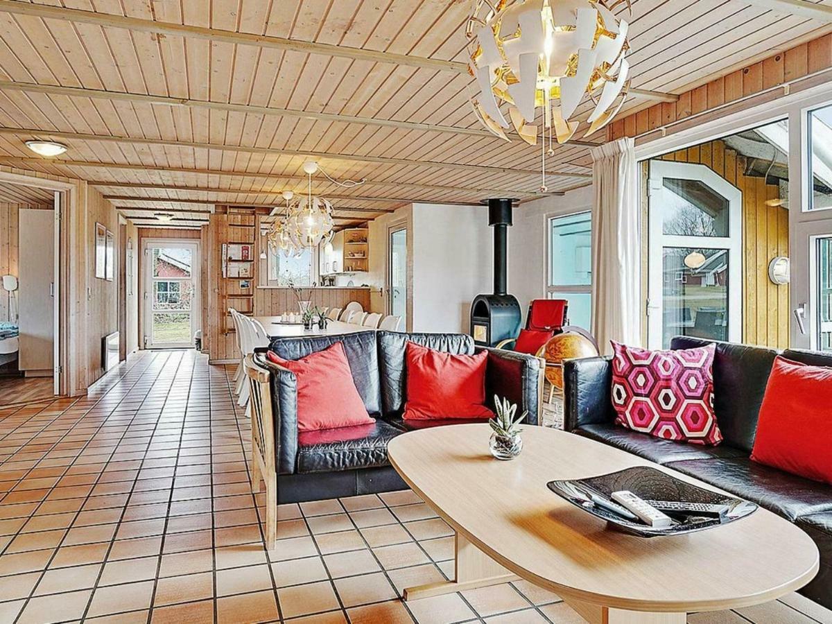 12 Person Holiday Home In Норборг Экстерьер фото